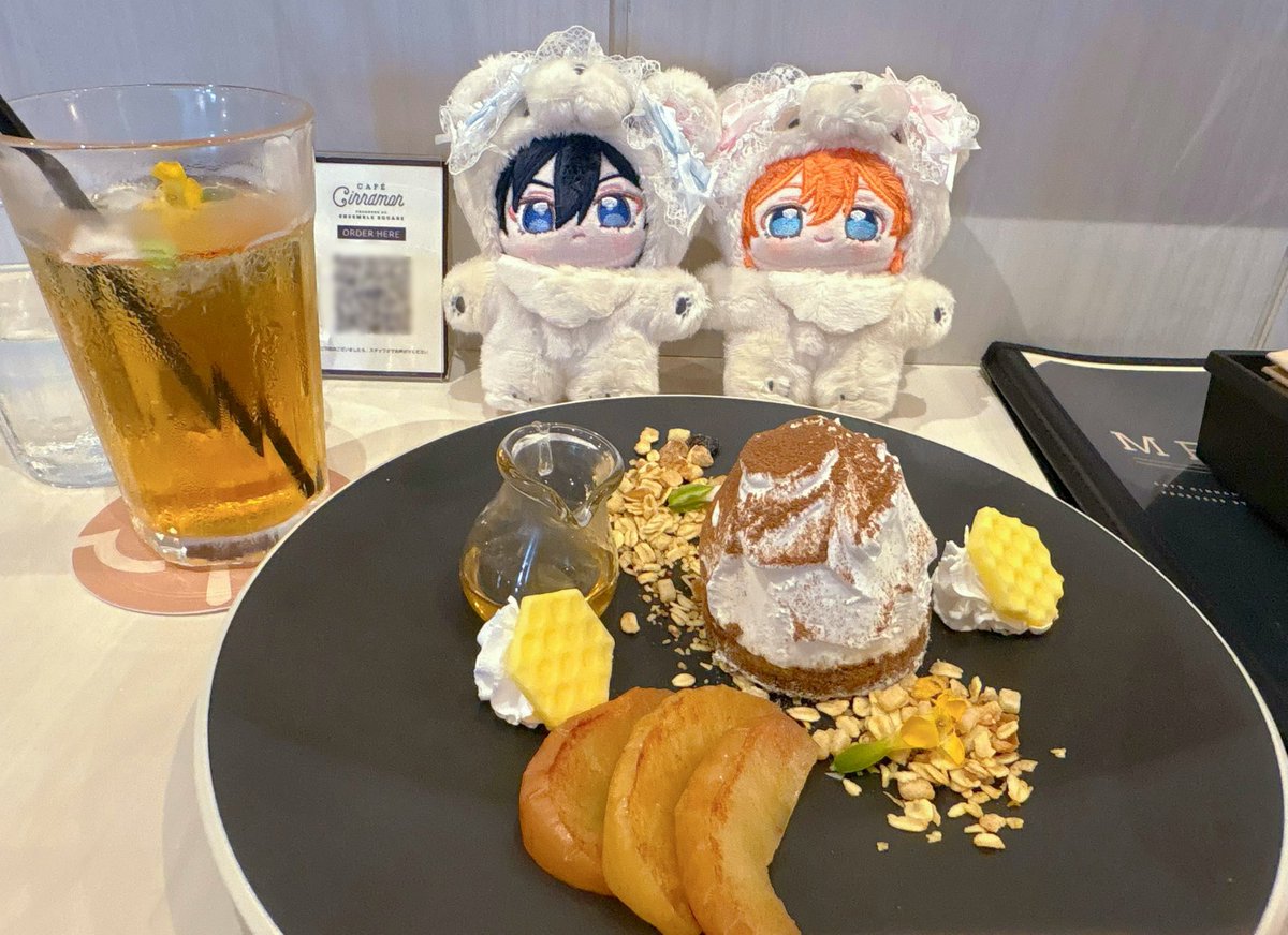 monaka_anst's tweet photo. クレビメニュー美味しかった🍯 https://t.co/IFqXjmwamA