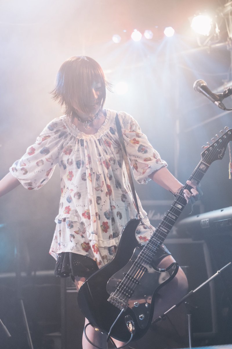 hachi8ponta's tweet photo. アカウント変更のお知らせ。

突然旧アカウント@hachi888ponta に入れなくなりました。

見つけて…ハチを見つけて、、、😭？？

一生日本一低く弾くギタリストとして生きたい…！！

リポストご協力頂けると幸いです…🥹 https://t.co/L1Wst4lMLU