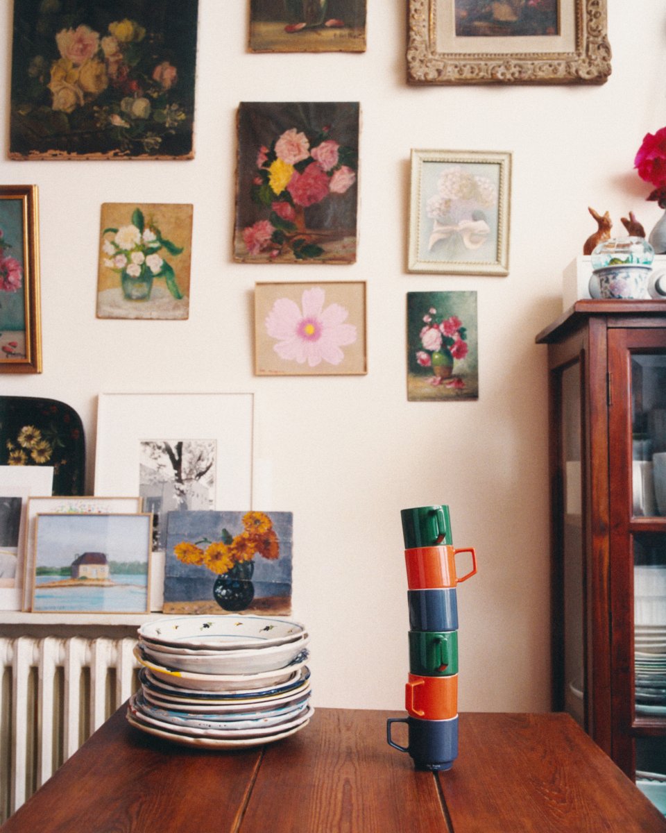 zarahome's tweet photo. 0FR. PARIS and ZARA HOME
 
Zara Home presents a new collaboration with 0fr. Paris, the independent bookstore, art gallery, publisher and cultural space founded in Paris in 1996. 
 
Discover the new collection at https://t.co/2dZfeKXdRu
#zarahome https://t.co/08NARetKus