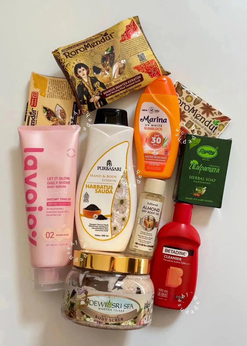 iyasudadeh_'s tweet photo. beberapa produk yang beneran worth it dibeli, gak akan nyesel (versi aku)👌🏻
- betadine cleanser
- nalpamara
- almond body oil
- lulur roro mendut
- dewi sri spa body scrub https://t.co/y0bATHGgnE