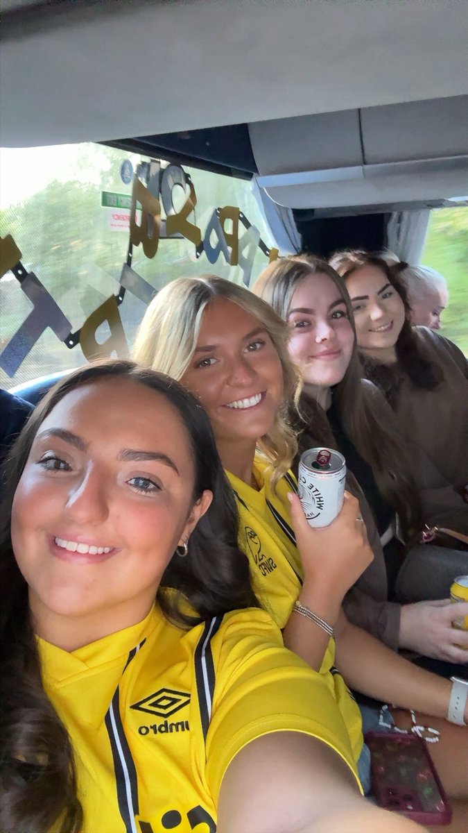 Sezliv's tweet photo. Peterborough (A) #swfc https://t.co/mgFwlgmlpX