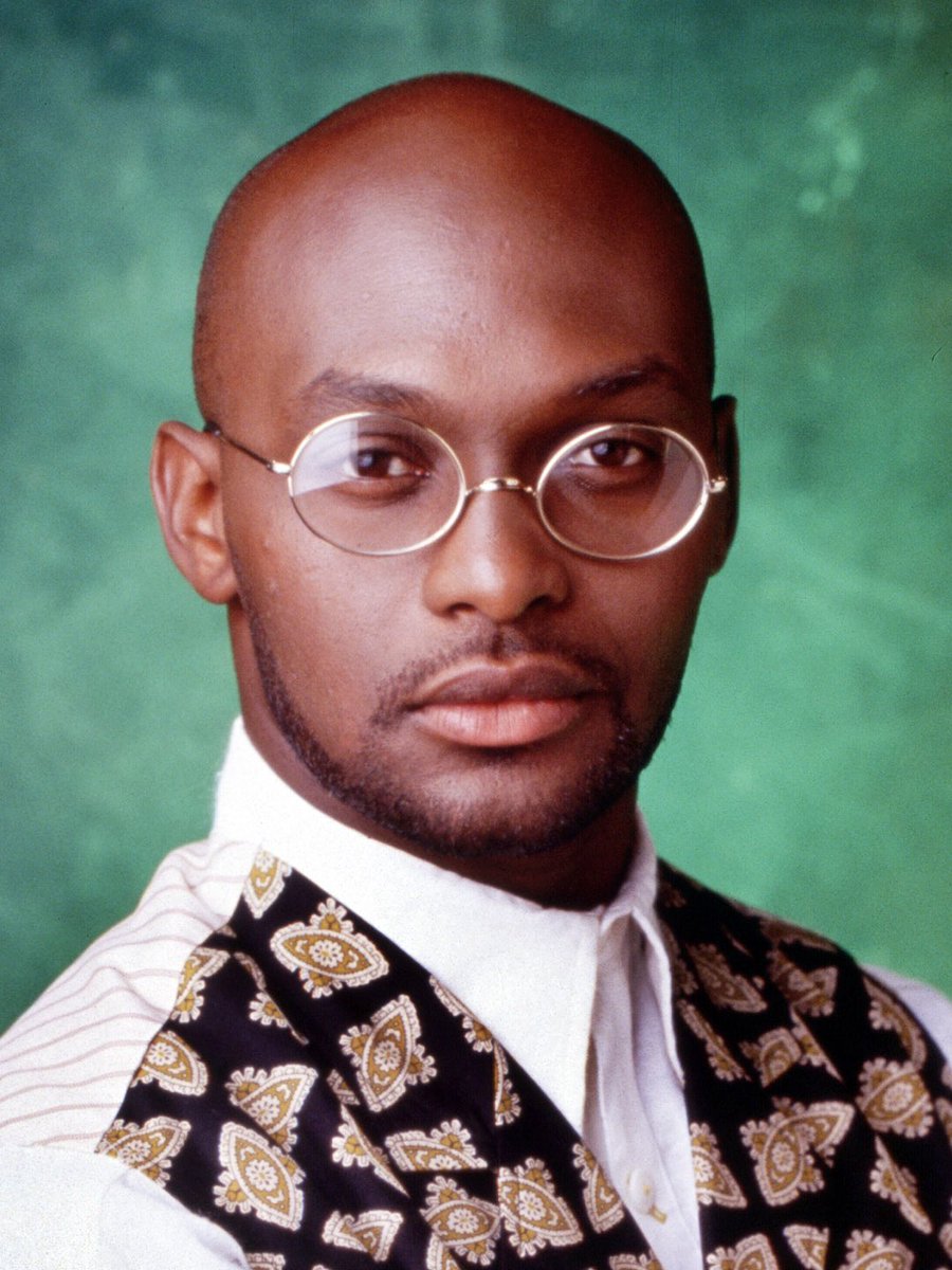 Yoamarahonei's tweet photo. HAPPY HEAVENLY BIRTHDAY THIMAS MIKAL FORD 🤎#September5th✨#Actor✨#Comedian✨#Martin✨#HarlemNights✨#TheParkers✨#ThomasMikalFord✨#explorepage✨ https://t.co/6YggBHA7Xy