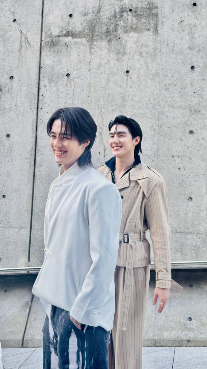 Peary_pk's tweet photo. หล่อ น่ารัก อยากเจอบ่อยๆ ได้เห็นกับตาเนื้อ มันคืออีกขั้นของความสุขจริงๆนะ#TeeHeng #TeeBoonyakait #Hengmarkii
#SFW2027SSxTeeHeng https://t.co/FojUxysmrE