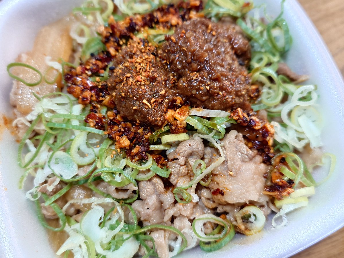 oren_lunch's tweet photo. 昼飯だぜ！
#オレンのえさ https://t.co/TbPN5GNjSV
