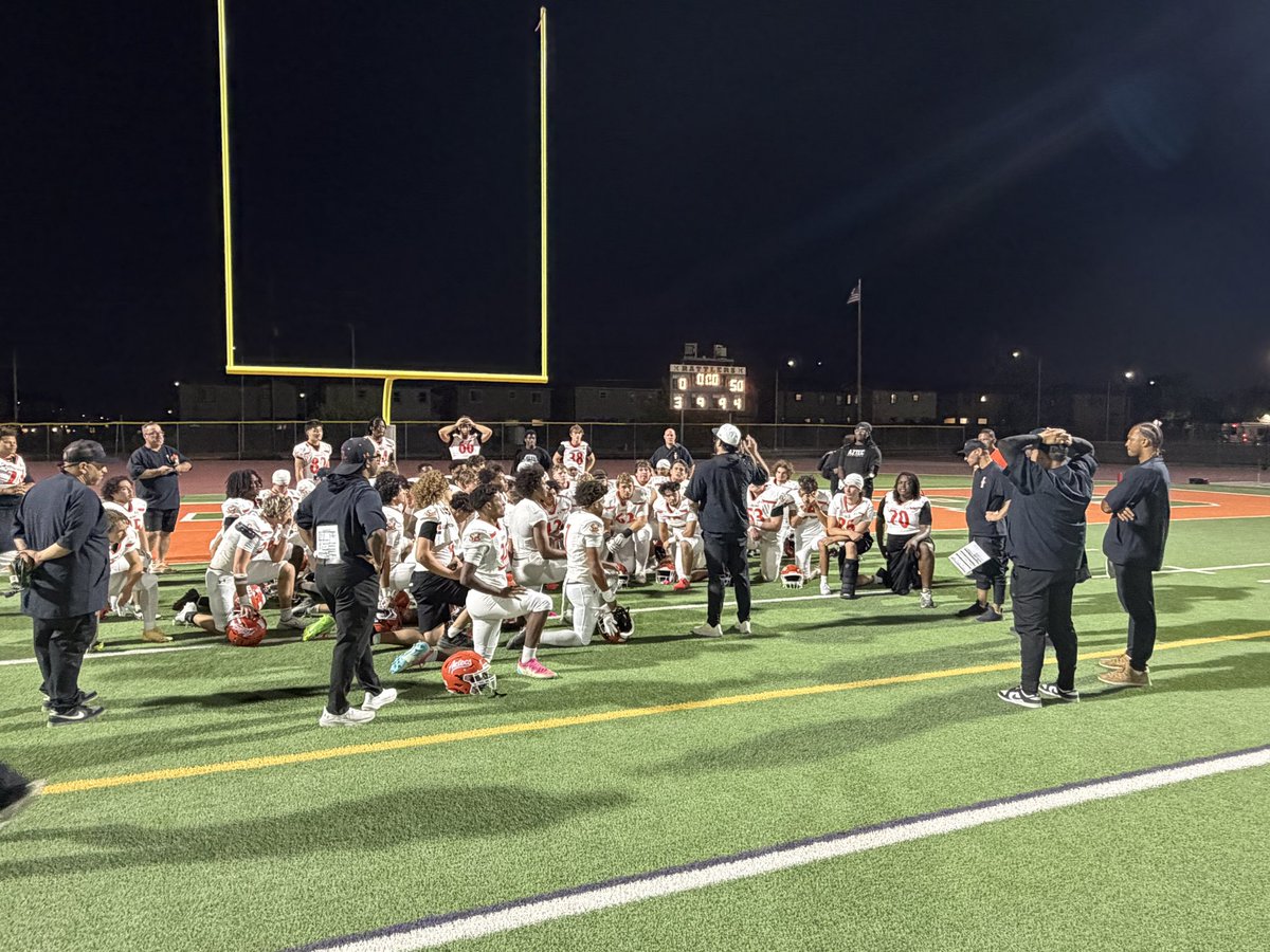 AaronFrana's tweet photo. Corona del Sol leaves Las Vegas with a 50–0 victory over Mojave! #Aztecs https://t.co/vz4oRhUI21