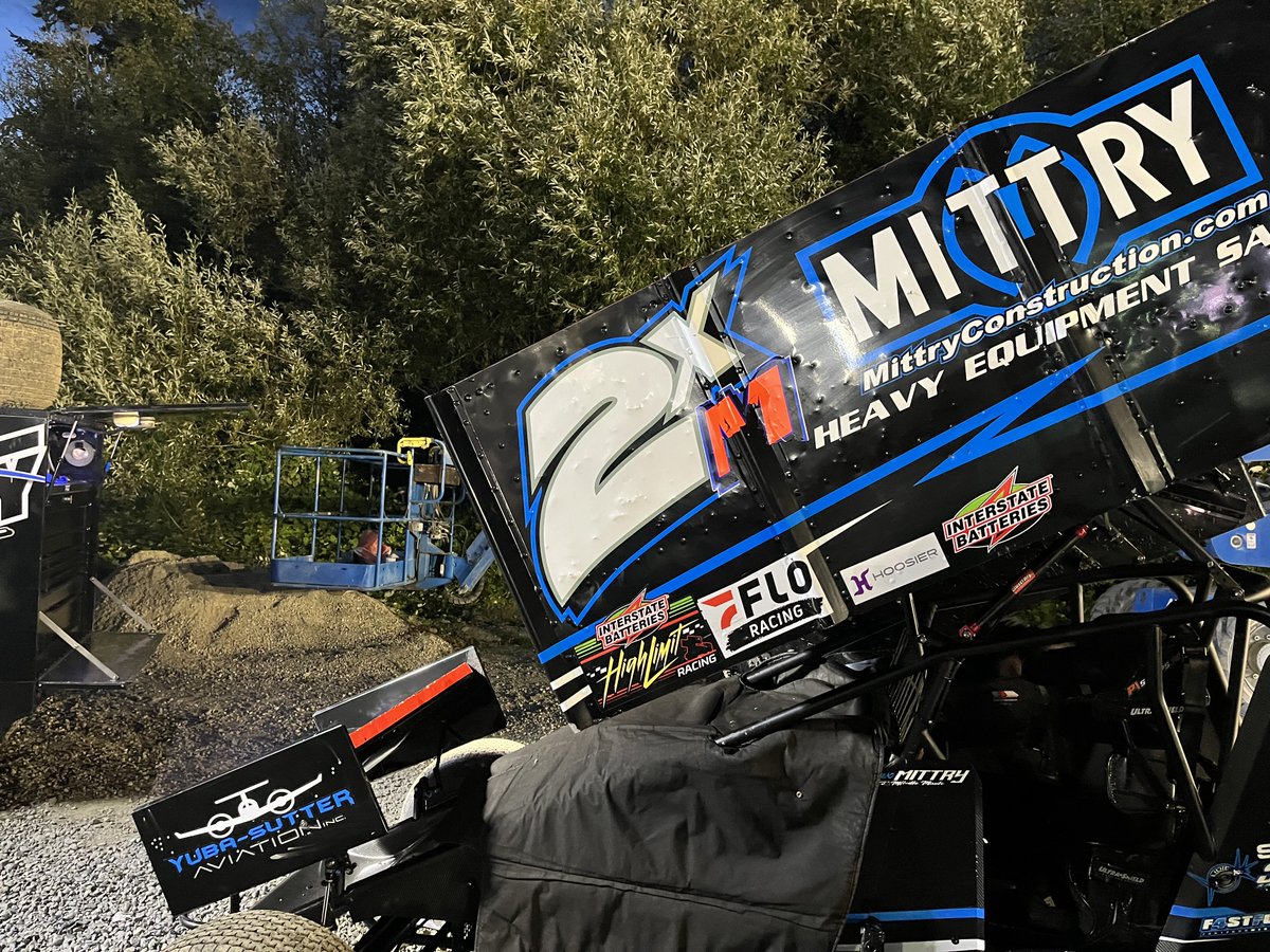 wcsprintscene's tweet photo. Max Mittry will start on the pole of tonight’s 30 lap $26,000 to win A Main. Mittry finished fourth will HLR last Thursday at Silver Dollar. https://t.co/SpXL3eFTwj