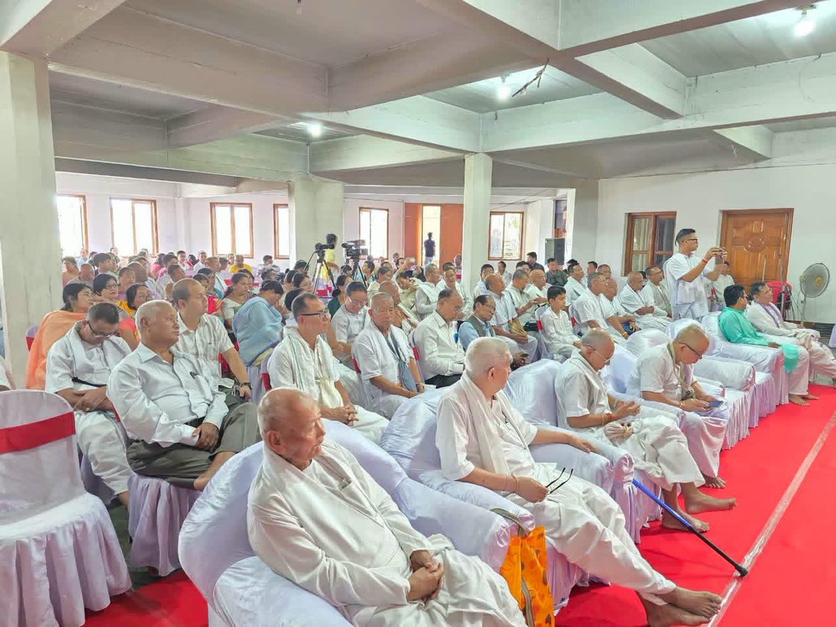 KonthoujamG's tweet photo. Attended the Seminar on “Krishna Tattva – Relationship Between Living Entity and God” organised by ISKCON Manipur at Sri Sri Radha Krishnachandra Manimandir, Imphal, in the esteemed presence of Hon’ble MP Smt. @AShardaDevi Ji, His Grace Kanath Das Ji, Zonal Secretary, ISKCON and Chairman, Manipur, along with spiritual leaders, devotees and distinguished guests.

The timeless teachings of Lord Krishna inspire us to embrace compassion, righteousness, harmony and selfless service. At a time when Manipur deeply yearns for peace and reconciliation, these values carry profound significance.

May the teachings of Lord Krishna inspire us to overcome differences, strengthen mutual understanding and work collectively towards lasting peace, unity and harmony in Manipur.

Hare Krishna! 🙏🪷
#krishnajanmashtami #iskcontemple #iskconmanipur