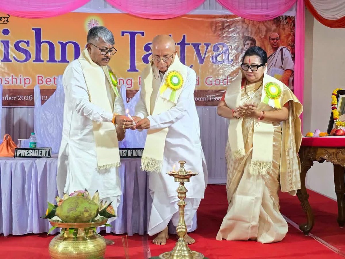 KonthoujamG's tweet photo. Attended the Seminar on “Krishna Tattva – Relationship Between Living Entity and God” organised by ISKCON Manipur at Sri Sri Radha Krishnachandra Manimandir, Imphal, in the esteemed presence of Hon’ble MP Smt. @AShardaDevi Ji, His Grace Kanath Das Ji, Zonal Secretary, ISKCON and Chairman, Manipur, along with spiritual leaders, devotees and distinguished guests.

The timeless teachings of Lord Krishna inspire us to embrace compassion, righteousness, harmony and selfless service. At a time when Manipur deeply yearns for peace and reconciliation, these values carry profound significance.

May the teachings of Lord Krishna inspire us to overcome differences, strengthen mutual understanding and work collectively towards lasting peace, unity and harmony in Manipur.

Hare Krishna! 🙏🪷
#krishnajanmashtami #iskcontemple #iskconmanipur