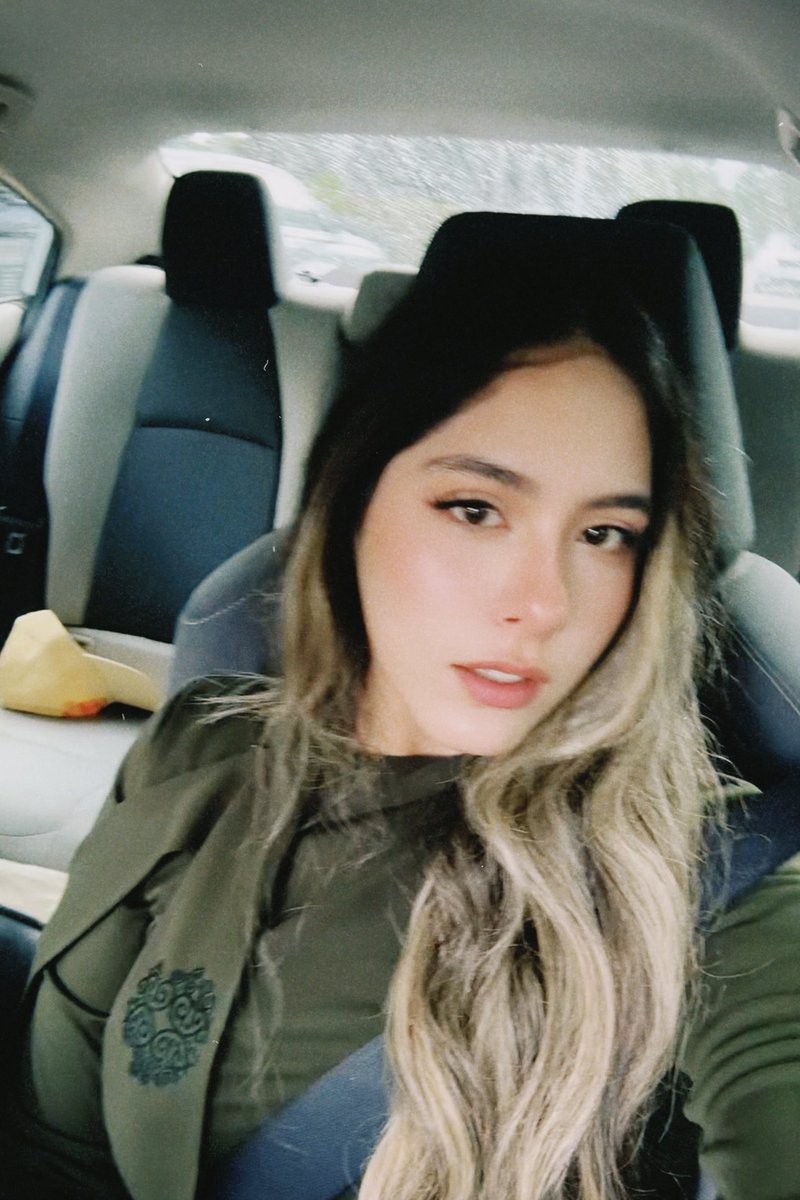bybutterfiy's tweet photo. Parabéns ao meu noivo que me tem como mulher https://t.co/uiZhUFwuO8