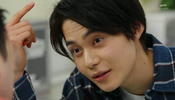 tyohensin's tweet photo. 令和ライダーの職業(1話時点)
ゼロワン　売れないお笑い芸人→一流企業社長
セイバー　小説家兼本屋経営
リバイス　家業の銭湯経営
ギーツ　スターオブスターオブザスターズ
ガッチャード　高校生
ガヴ　　　住所不明無職
ゼッツ　　普通の好青年(無職)
マイス　　執事
#仮面ライダーマイス　#nitiasa https://t.co/uQHa2N7H1B