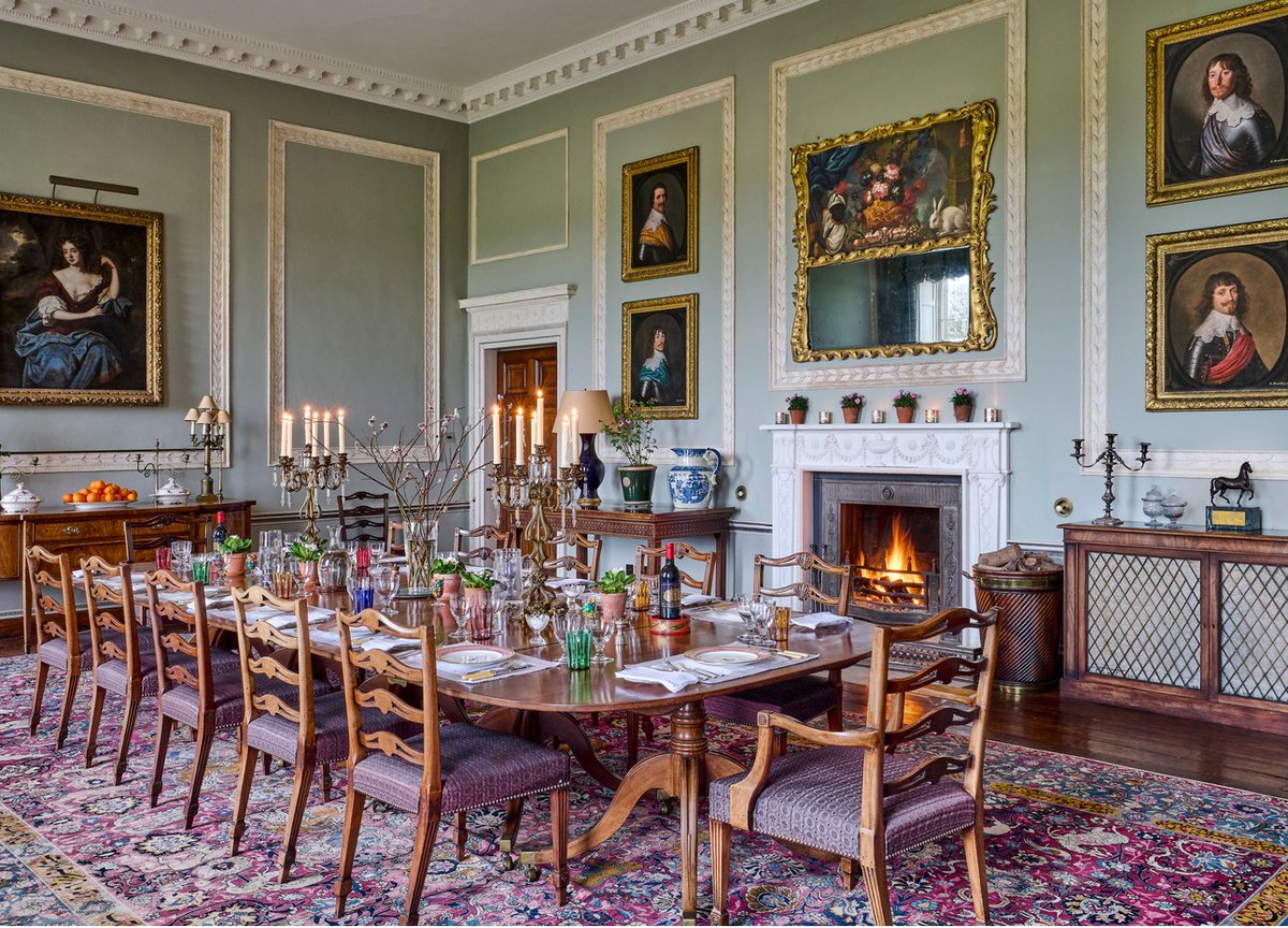 Isa_Tof's tweet photo. Skip the Easter candy. This flawless Irish country house is pure eye candy, lavishly styled by the interior designer who later made it home. https://t.co/mYLZYBfqPl