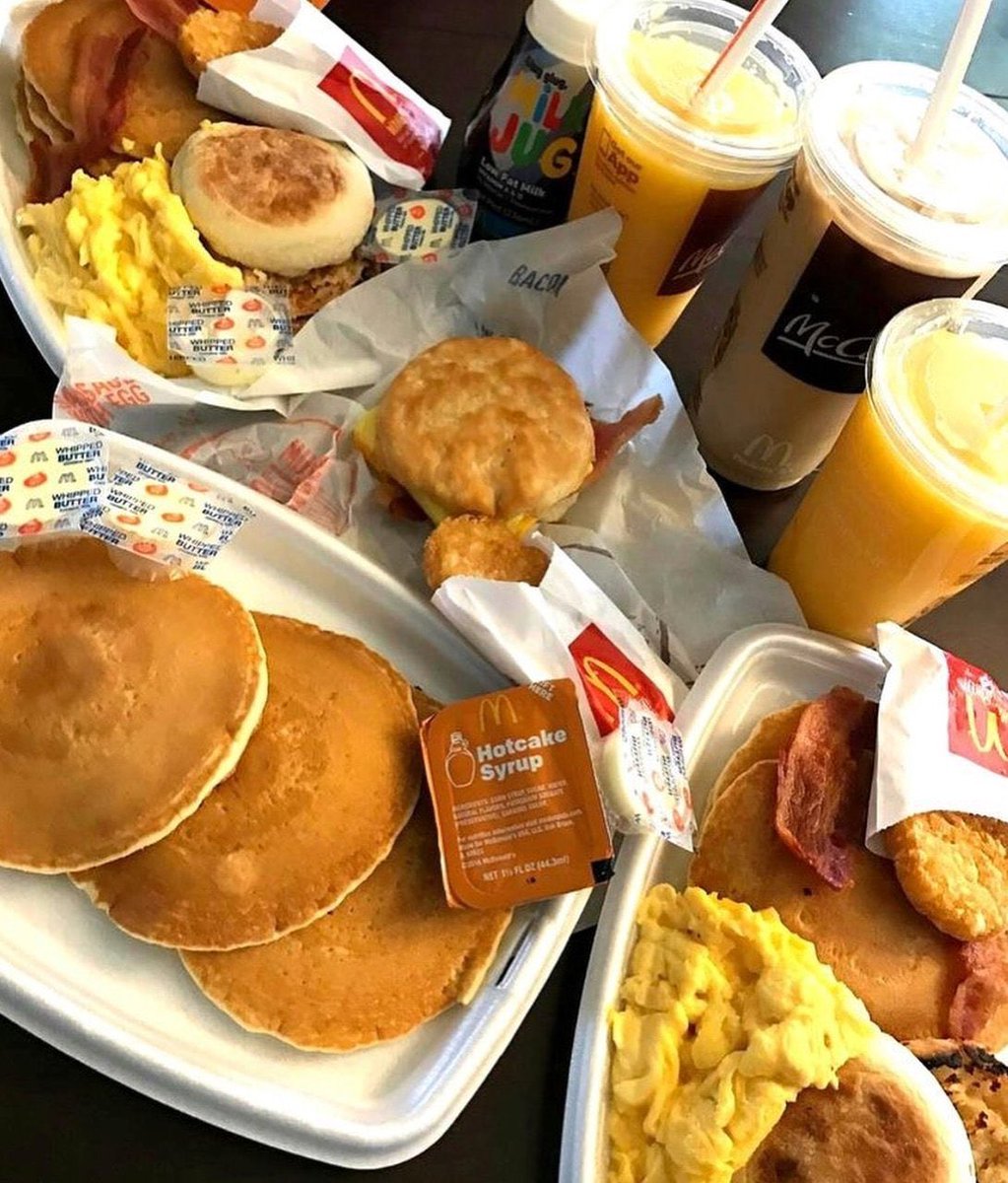 chefsevenn's tweet photo. What’s your first thought when you see this breakfast? https://t.co/KHZh4xmJgp