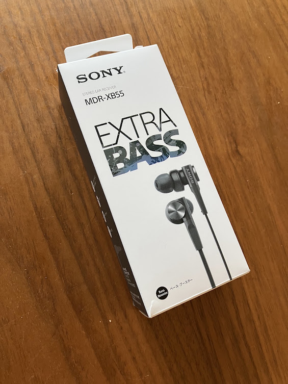 RayBassSync's tweet photo. 生産完了品のイヤホンが片耳鳴らなくなった、失敗するのがいやなのでイヤホンを修理に出した、好みがあるので「いい音」は実際に自分の耳で聴かないとわからない、いつも試聴に使う音源はVillage VanguardでのライブでBill EvansのWaltz for Debby　「いい音」って何？と考える今日この頃 https://t.co/j8t6jLWyQT