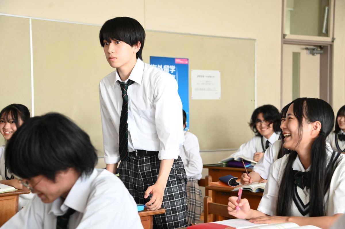 tyohensin's tweet photo. 令和ライダーの職業(1話時点)
ゼロワン　売れないお笑い芸人→一流企業社長
セイバー　小説家兼本屋経営
リバイス　家業の銭湯経営
ギーツ　スターオブスターオブザスターズ
ガッチャード　高校生
ガヴ　　　住所不明無職
ゼッツ　　普通の好青年(無職)
マイス　　執事
#仮面ライダーマイス　#nitiasa https://t.co/uQHa2N7H1B