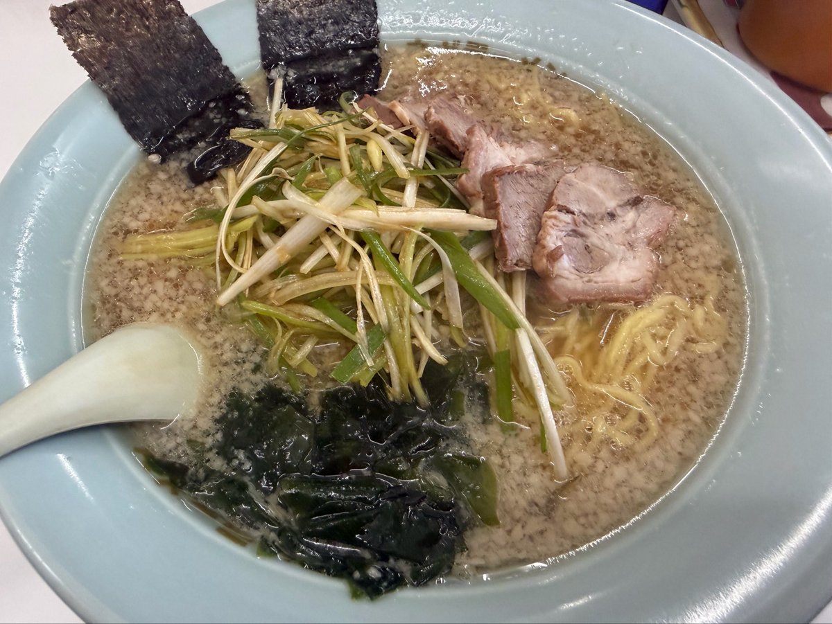 mcjm_mk6's tweet photo. 何かラーショが食いたくなったから来た。
僻地なのに激混みでマロタ
#ラーメン大好き餅島さん 59 https://t.co/oFKI9ERCuU