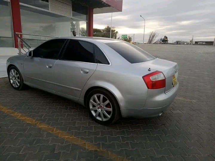 waingo77's tweet photo. Nani Ako na spare 390 sausands twende hii uko kitui https://t.co/FHzCr2Inw8