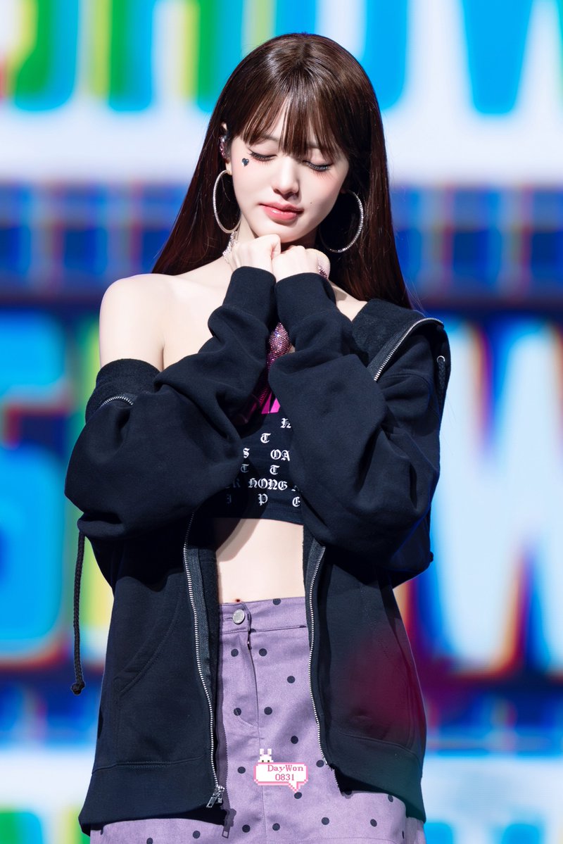day0831one's tweet photo. 260904 SWIA day 1 - HD 
영원히 너와 꿈꾸고 싶다 ❤️🥺
#장원영 #원영 #WONYOUNG #아이브 #IVE #JANGWONYOUNG https://t.co/wS3Zdg0u9c
