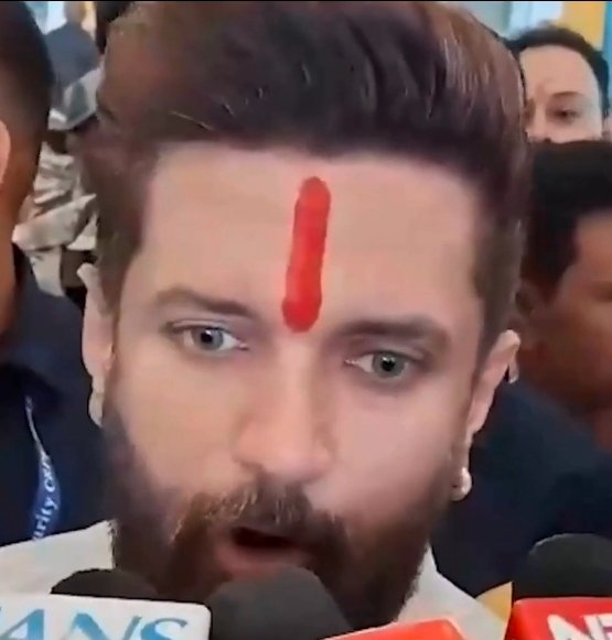 Incognito_qfs's tweet photo. Akhilesh Yadav, Tejashwi Yadav, Chirag Paswan and few others...they are all same. Their fathers did caste and communal politics. And now their sons are doing the same. 

They think present generation is also still stuck in same old chains. Unfortunately for them, people have moved on from the caste politics.

Zaroori nahi ki yuva neta jaativaad ko khatam karne ki koshish kare.

Kuch aise bhi hote hain jinko apni rajneeti chalane ke liye....."mujhe 5000 saal se paani nahi mila" narrative ko zinda rakhna padta hai.