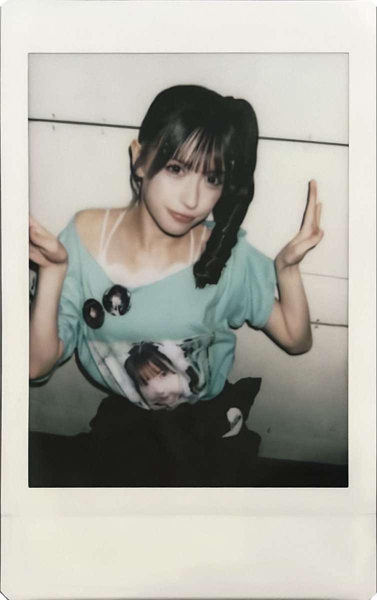 utu_qu_zz's tweet photo. 横チェキ優勝やさん
まじ可愛いし綺麗すぐ会えるので楽しみです！
#なんでもあると
#ある日のあると https://t.co/5TKqcRAXiH