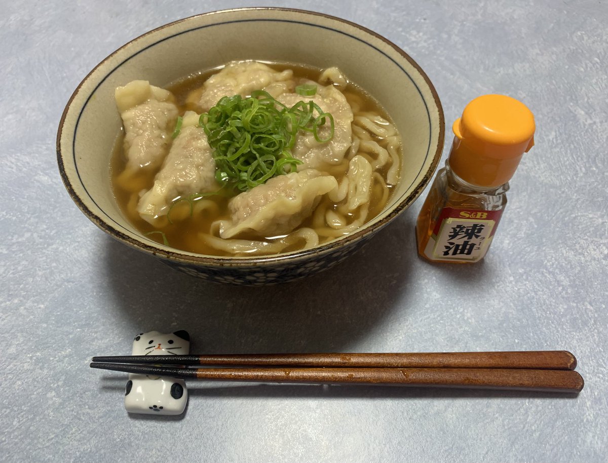 Cooljagher's tweet photo. 今日の昼食

自家製手打ちワンタン麺

ごちそうさまでした https://t.co/WV8fxhv4PQ