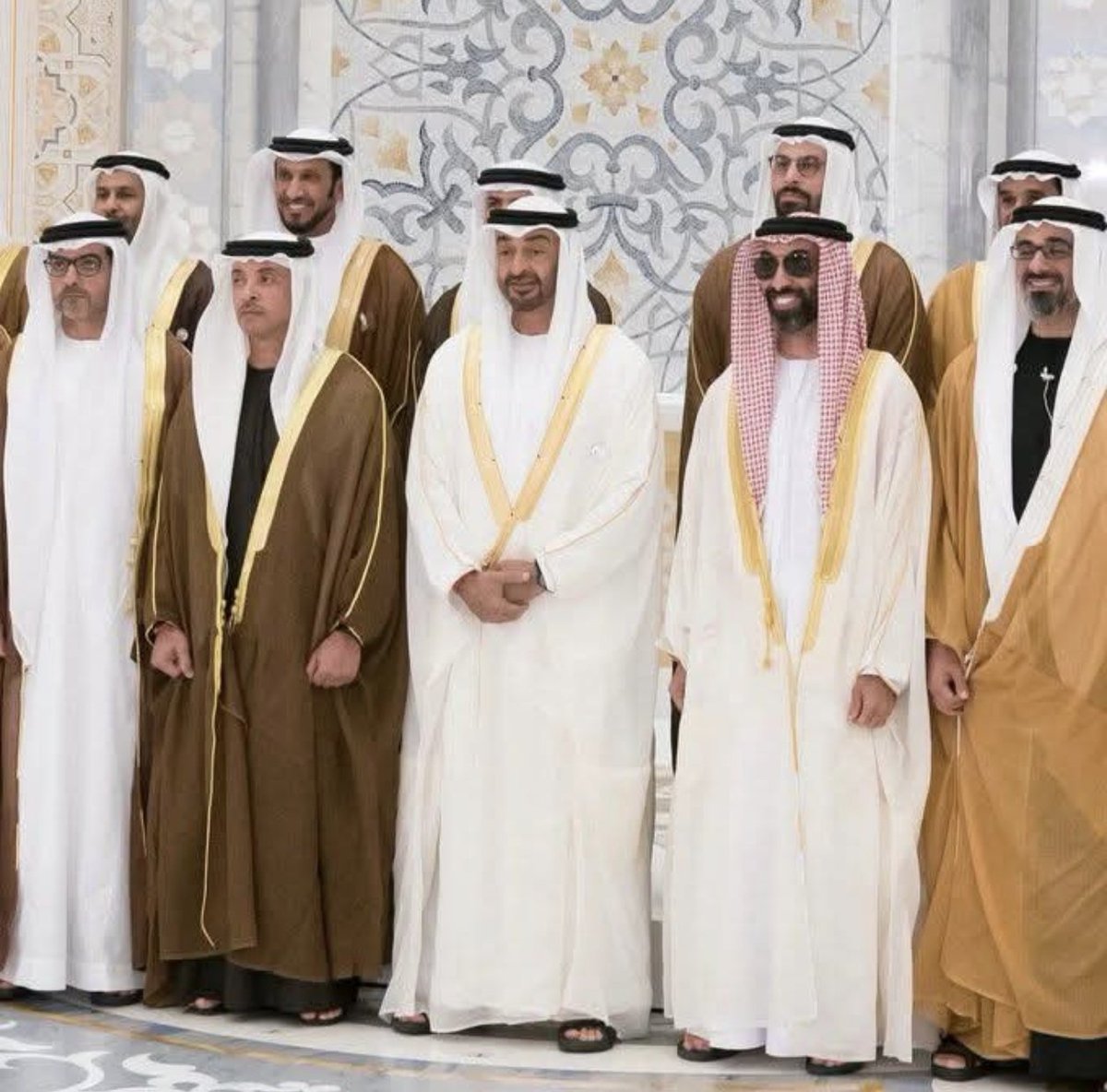OXzoneX's tweet photo. الأنجاس المنبوذين أولاد الحرام! https://t.co/hoUXTuijLp