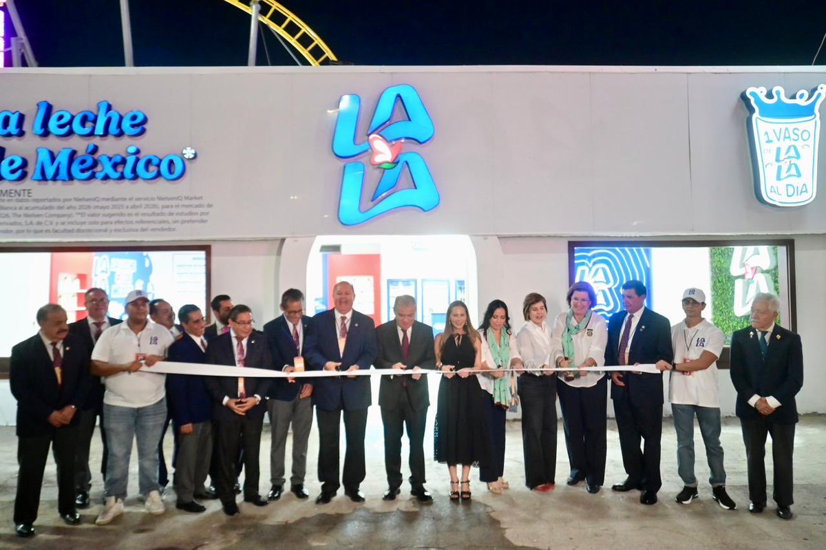 mrikelme's tweet photo. Ochenta años no se cumplen todos los días. 🎡 🎉 

Esta noche inauguramos la Feria de Torreón 2026, una celebración que durante generaciones ha formado parte de la historia de nuestra ciudad y que vuelve a reunir a las familias alrededor de nuestras tradiciones. 
(1/2) https://t.co/jEQxCmJv4i