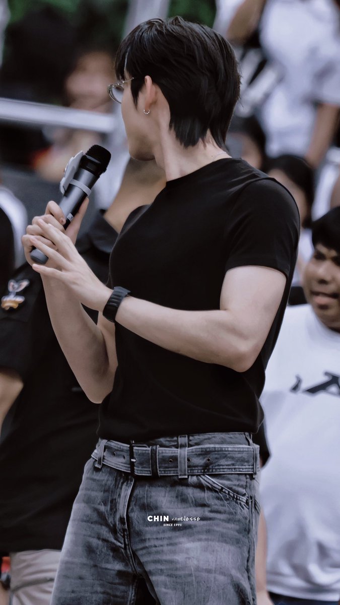 Chin_KameJesse's tweet photo. ตัวอย่างหุ่นแบบนายเอกมันฮวาเคะเว็บตูน

#WEรวมพลชาวรักบ้า
#est_rvp https://t.co/XeINligziW