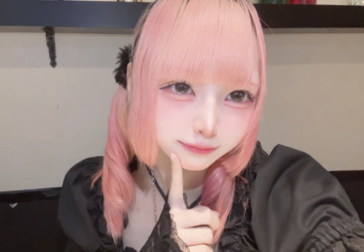BH_myon's tweet photo. 出勤しました！
22時までいます！
@andlove_akb https://t.co/ga1R0HMPjT