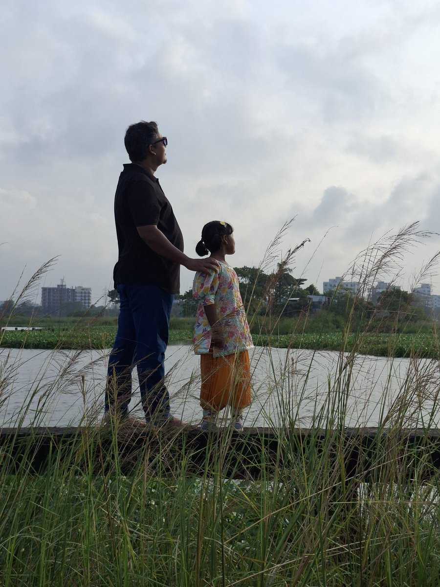 Safiqul118's tweet photo. “সুখ মানে দামি কিছু নয়, প্রিয়জনের পাশে কাটানো সুন্দর কিছু মুহূর্ত।” ❤️ https://t.co/zoDWZHRE1R