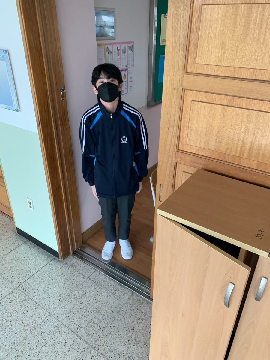hypocreepyy's tweet photo. @ 내가 동년배라 아는대 저때 kf94마스크 쓰는 애들은 다 착한 애들이야 https://t.co/FLrml2X1jw