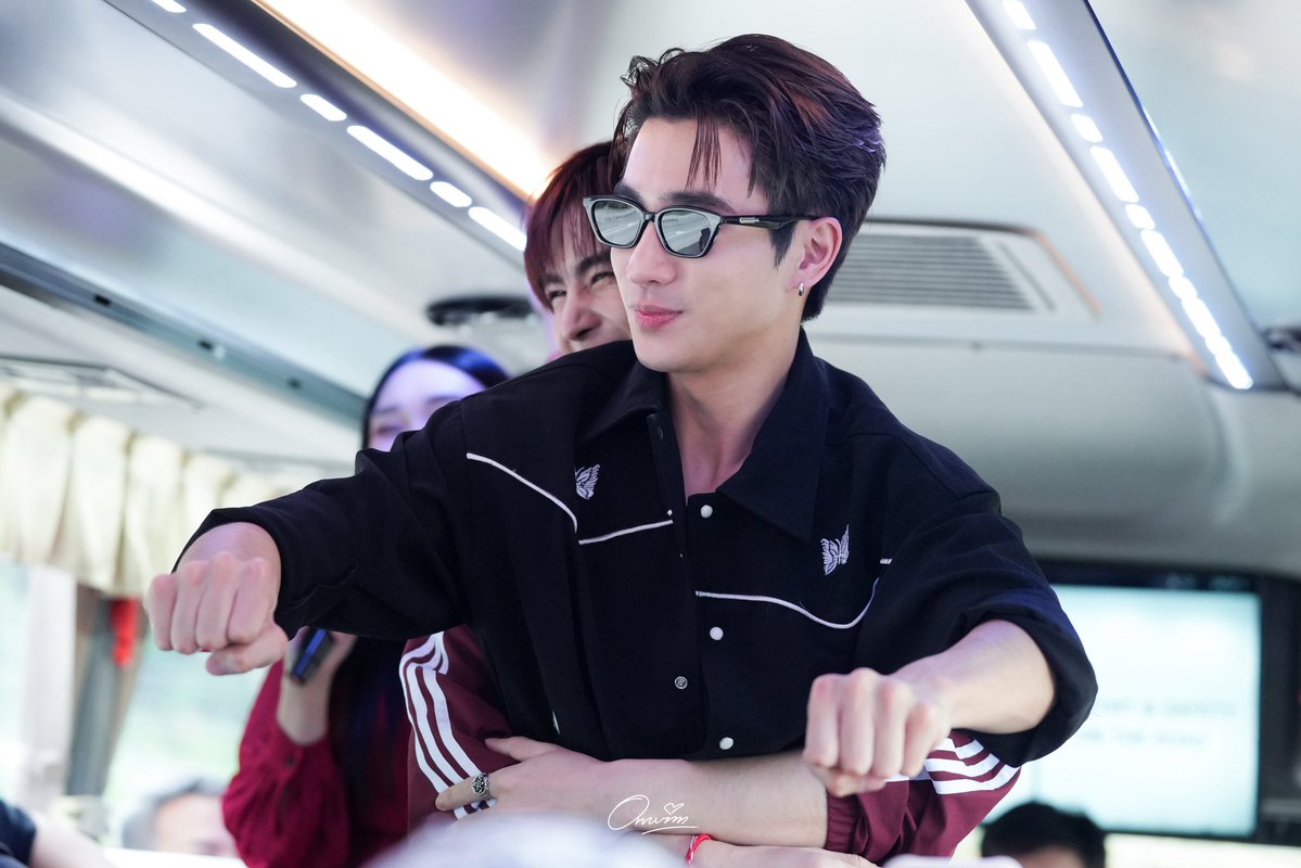 ornvim's tweet photo. นู๋ไอยข้า ใครอย่าแตะ ป่ะ 😳🤣

PERTHSANTA PEAK ROMANCE
#UltimateBrewcationxPS
#DaoCoffeeXPerthSanta https://t.co/vrQQ3TAEzT