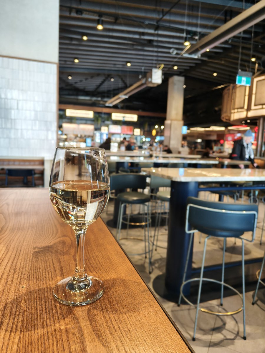 juriconz's tweet photo. 少し早いけど、かんぱーい🍷 https://t.co/WxrBJUTS6t