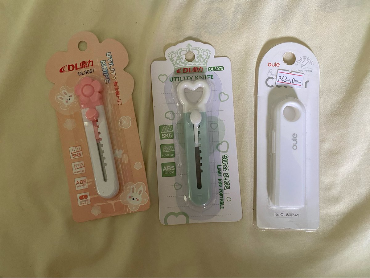 ameriCUTting's tweet photo. i got inspired so i bought new cutters : ) https://t.co/GUWUymqocd