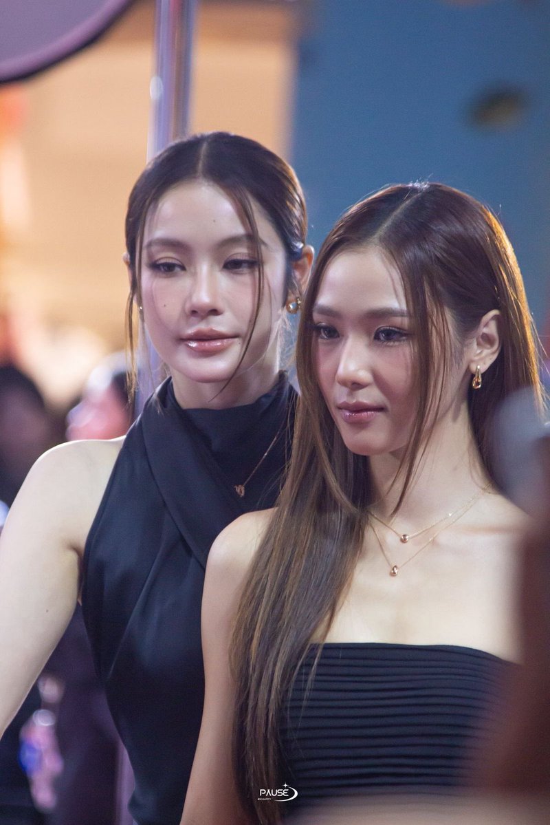 nn3abi's tweet photo. ฟ้องหย่าทุกวัน                           แต่งงานทุกวัน https://t.co/6UlAgZXTXe