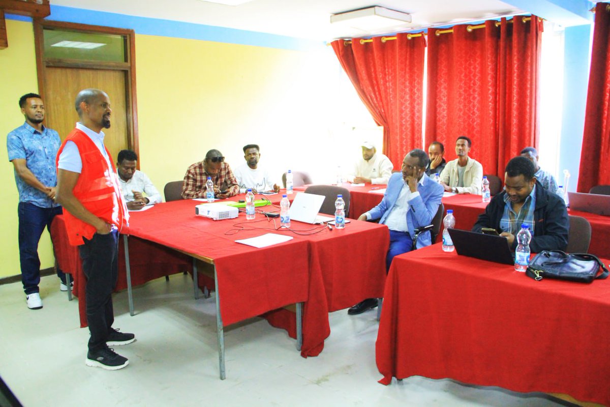 EthioRedCross's tweet photo. ERCS, in partnership with the EC2R Program Phase IV and with technical support from #NLRC, provided a Well Design and Drilling Supervision Training in Addis Ababa.
https://t.co/7l9iuN3DTo
We Live for Humanity!
@RodeKruis @FCDOGovUK @UKinEthiopia https://t.co/OaZqMg1mnQ