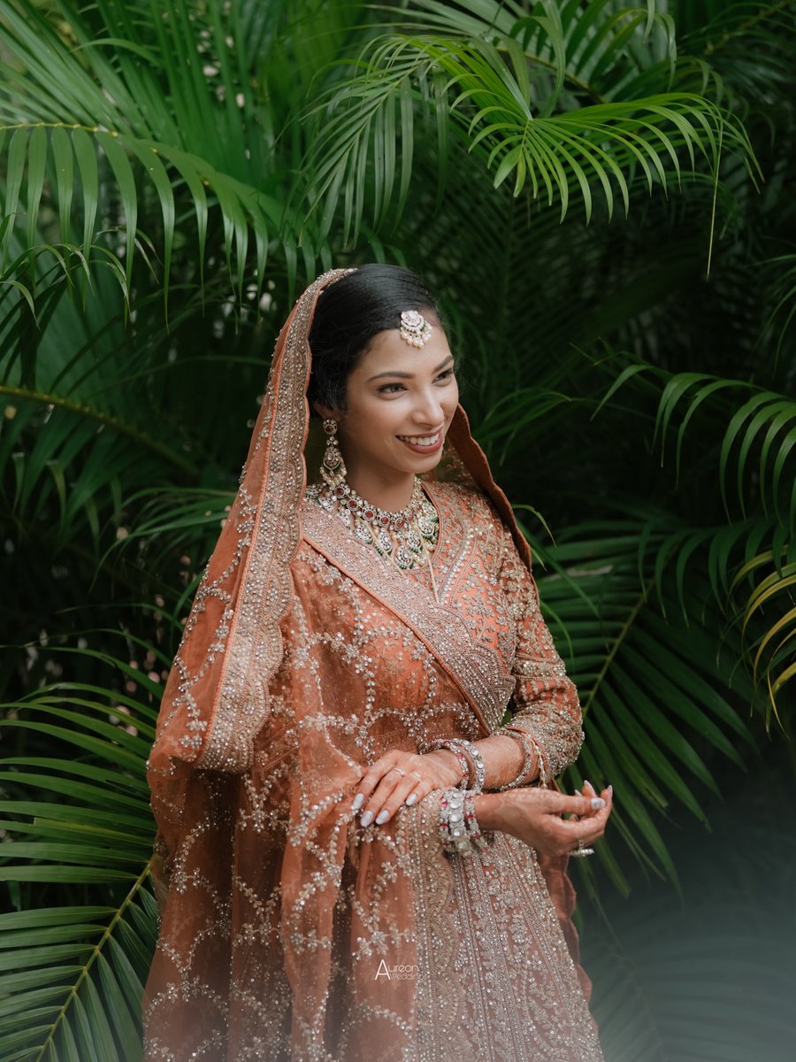 andrececoni's tweet photo. Beautiful bride @h_ib_a_h_ 
Makeup by @shahalamakeover https://t.co/wgbccJY92U