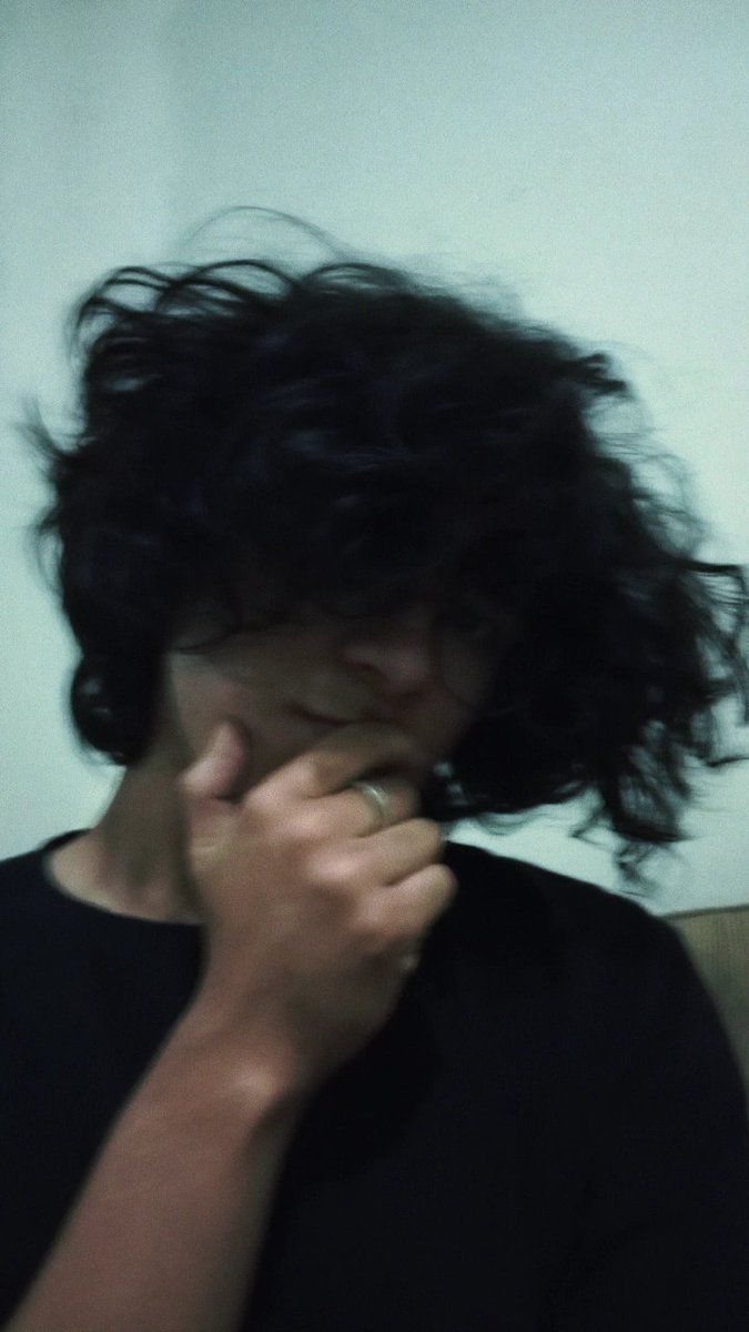 interZxZ's tweet photo. Un face reveal pq estoy aburrido jeje olasoy ese que asco https://t.co/wEF3LVm38G