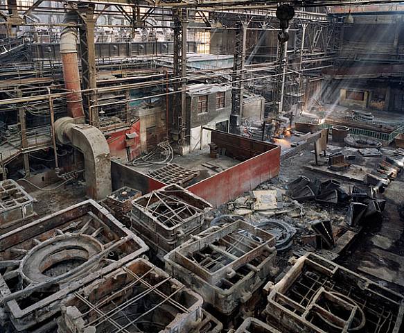 zhao_dashuai's tweet photo. I've been seeing Germans complaining about increased competition from China, especially in the car industry, forcing VW to restructure and close factories.

I live in Shenyang, a traditional rustbelt region. Since the establishment of the PRC in 1949, to the 1990s, Shenyang was the heart of Chinese heavy industries.

We made machine tools, jet engines, cars, chemicals and many machinery products.

When China opened up fully in the 1990s, with the influx of German and Japanese competitors pretty much all the old state owned enterprises were either closed or facing massive cuts.

In the 1990s, 600,000 factory workers was laid off, in a city of less than 6 million population. 1 in every 10 people in Shenyang lost their jobs because of German competition, most were in heavy industries and chemicals.

This is how competition works, Germans have no one but themselves to blame, your politicians and CEOs are more concerned about geopolitics and political correctness than identifying the sectors of growth. You would rather be America's little slave and start economic wars than cooperation with China.
