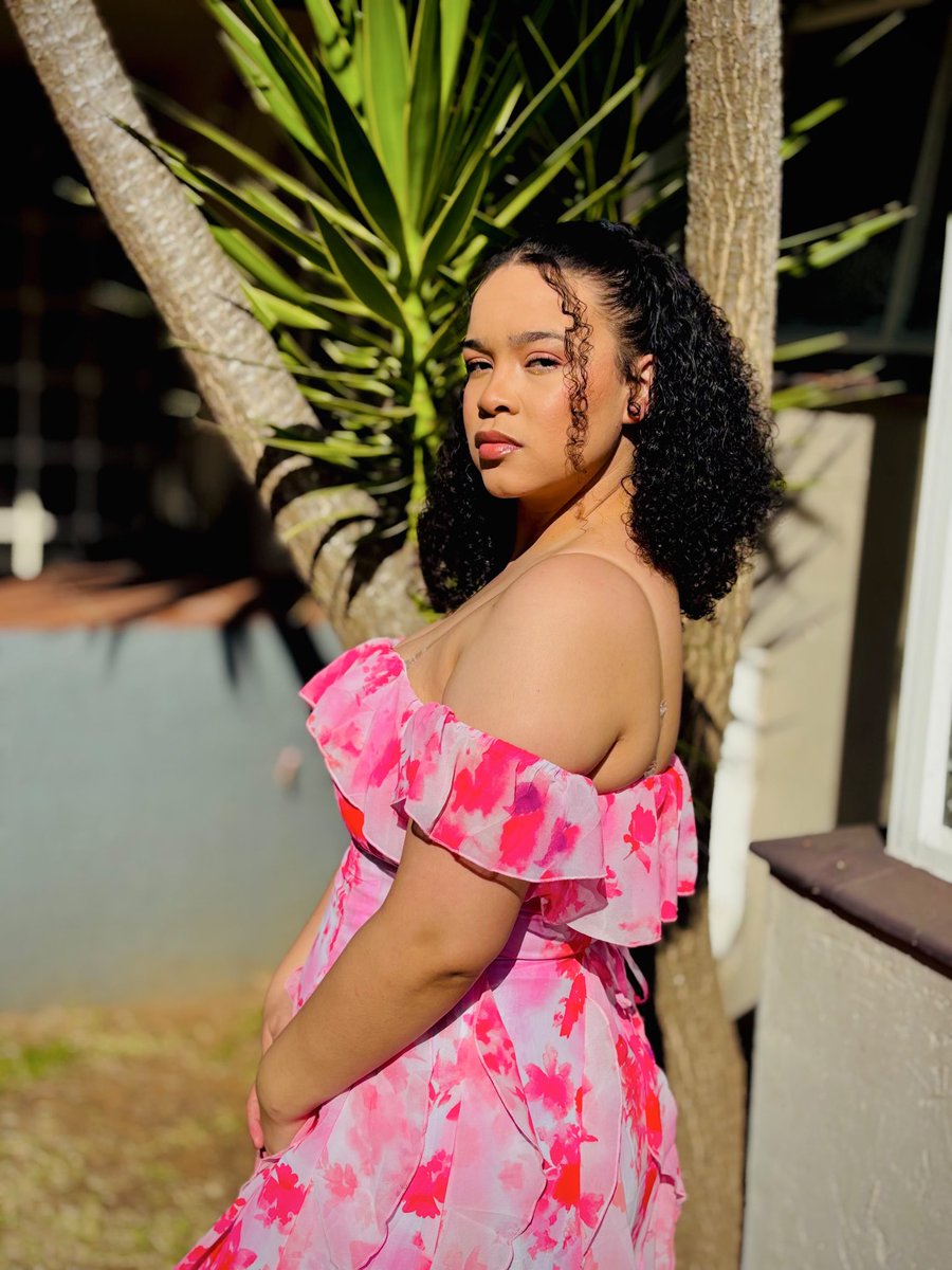 ChantelLopenzo's tweet photo. #Spring said “dress up” and I simply didn’t argue 💅🏽🌸✨

👗: YELLOW SUB TRADING https://t.co/ukOqdM3gIN