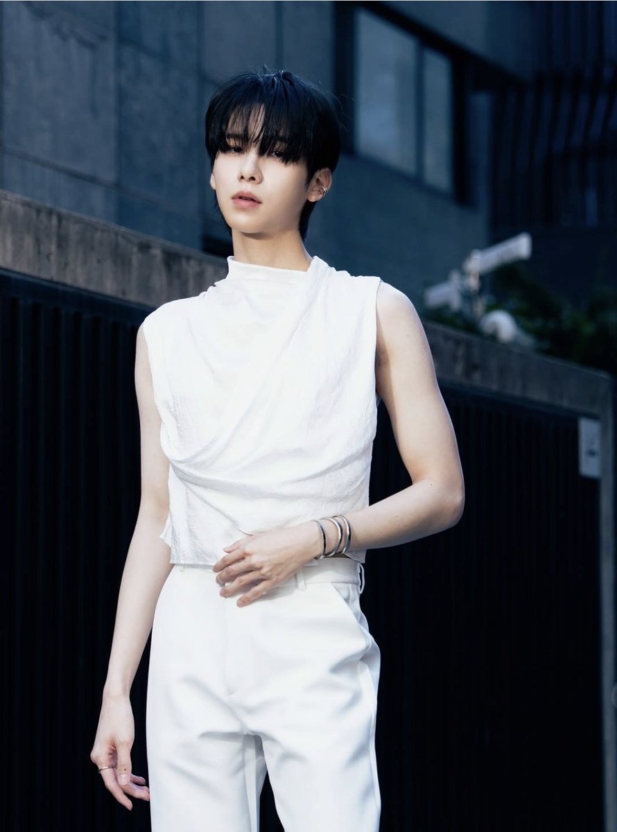 jiafei_ka's tweet photo. 🐺 : ขอหย่าเองแท้ๆทำไมยังมาช้า
🐈‍⬛ : เป็นคนขอแต่งงานเองแท้ๆทำไมถึงมีคนอื่น

#JTOhm https://t.co/9SinIrU5OU