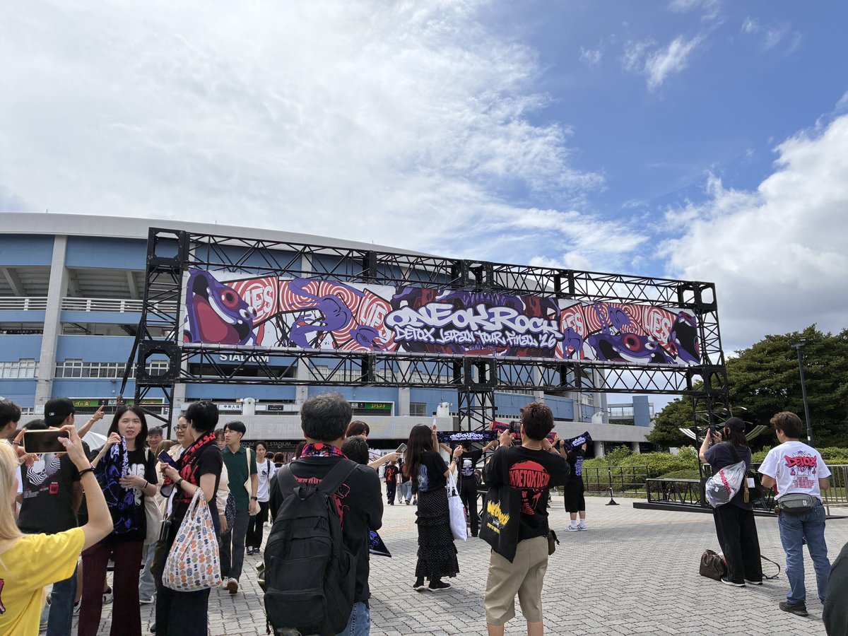 Bf2Kwa's tweet photo. 珍しく早めに会場ついたせいで暇持て余してる https://t.co/2odp39SbhM