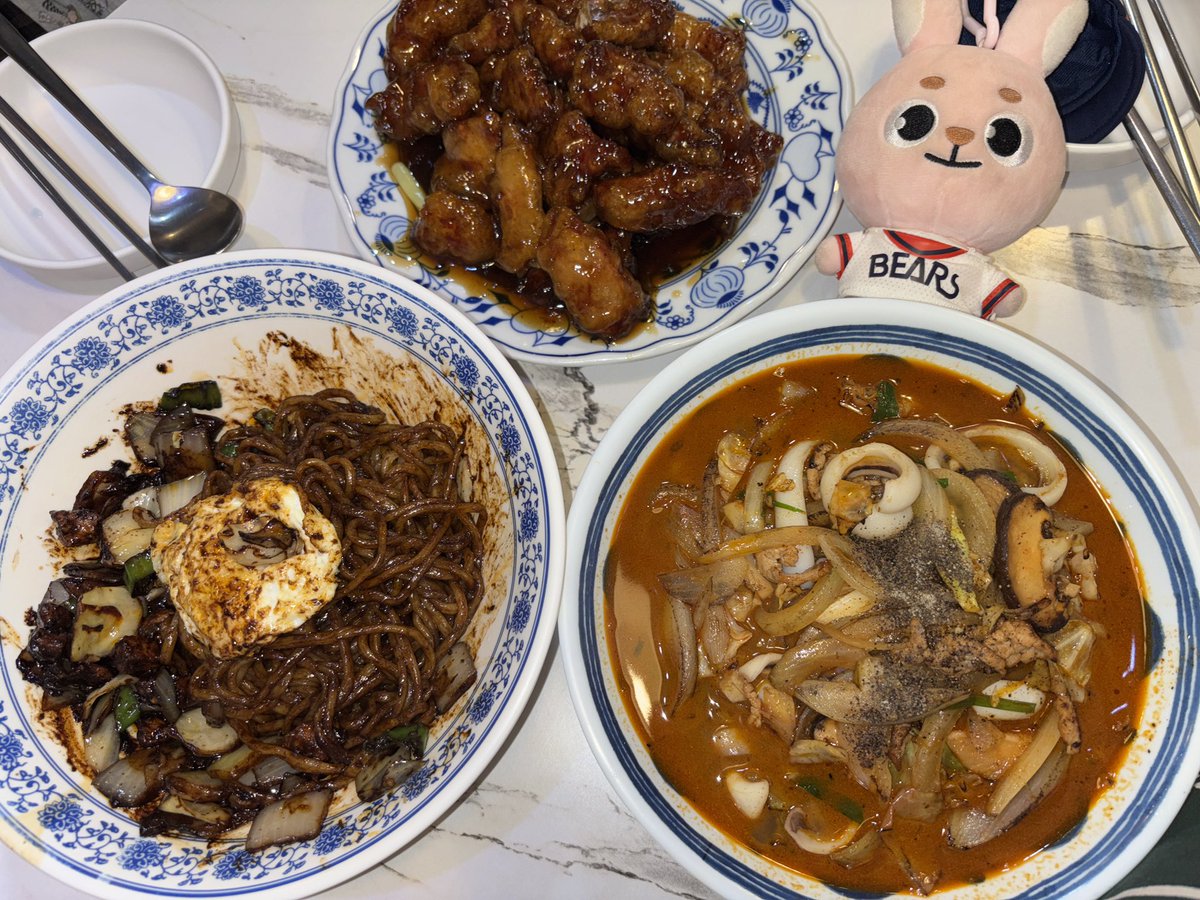 piinkkkong's tweet photo. 망원 강동원 다녀왔어요
소문대로 정말 맛있다... 
친절한편은 아니셨음😇 https://t.co/eGjxhTzkOU