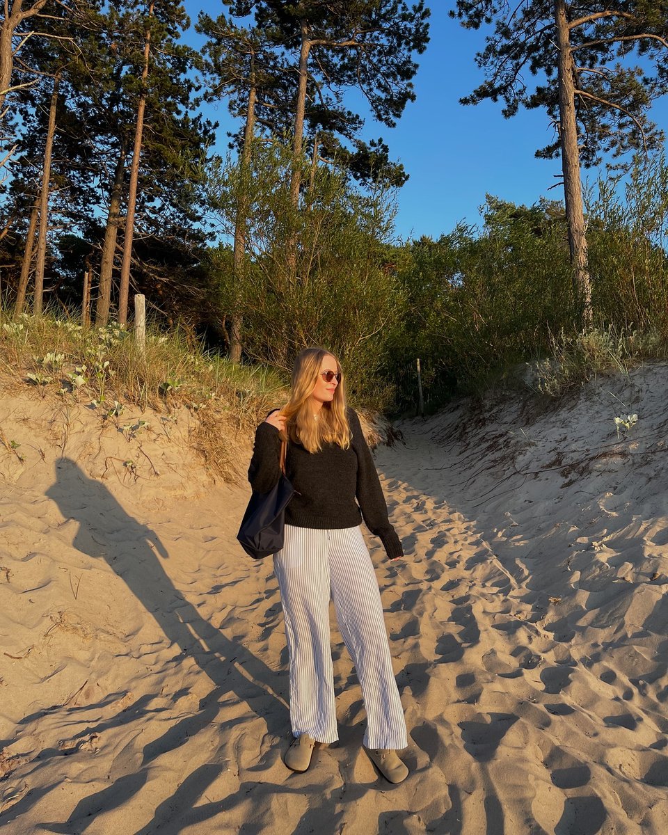 AdrieneChirk9n's tweet photo. 🐚☀️🦀🐟 https://t.co/PUw0d60psw