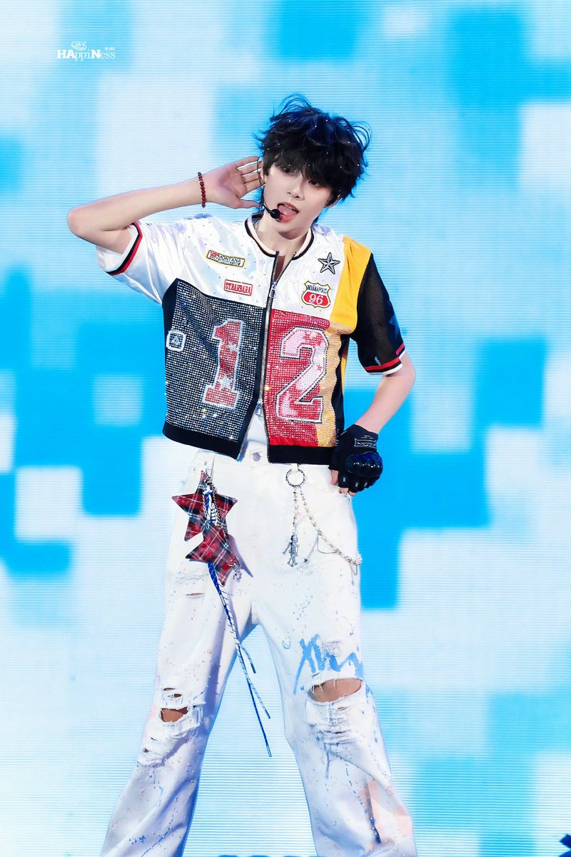 chensihann's tweet photo. Meow~~ https://t.co/0YmO9EIpV1