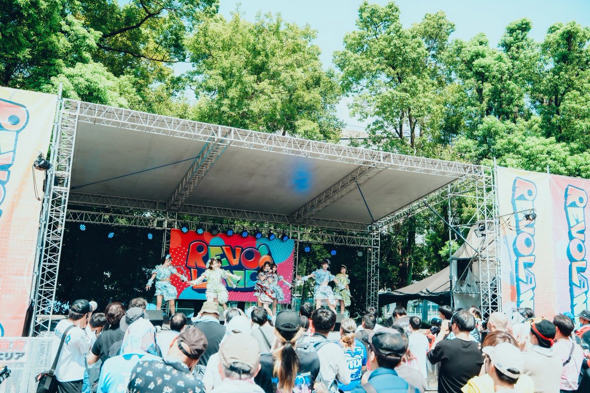REVOLAND_jp's tweet photo. #REVOLAND #即レボ 

- - - - -
🎪THE ENCORE
@TheEncore_info 
- - - - -

📝レボあるある
語尾にレボってつけて誤魔化しがち

photo by @KENTARO_TAR https://t.co/InDGdqaSC4