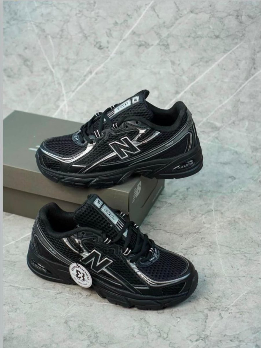 SkylarDesigners's tweet photo. Beauty comes from alot of things,
But the one attached to sneakers beats different. Good morning. https://t.co/GYNdVQyKfX