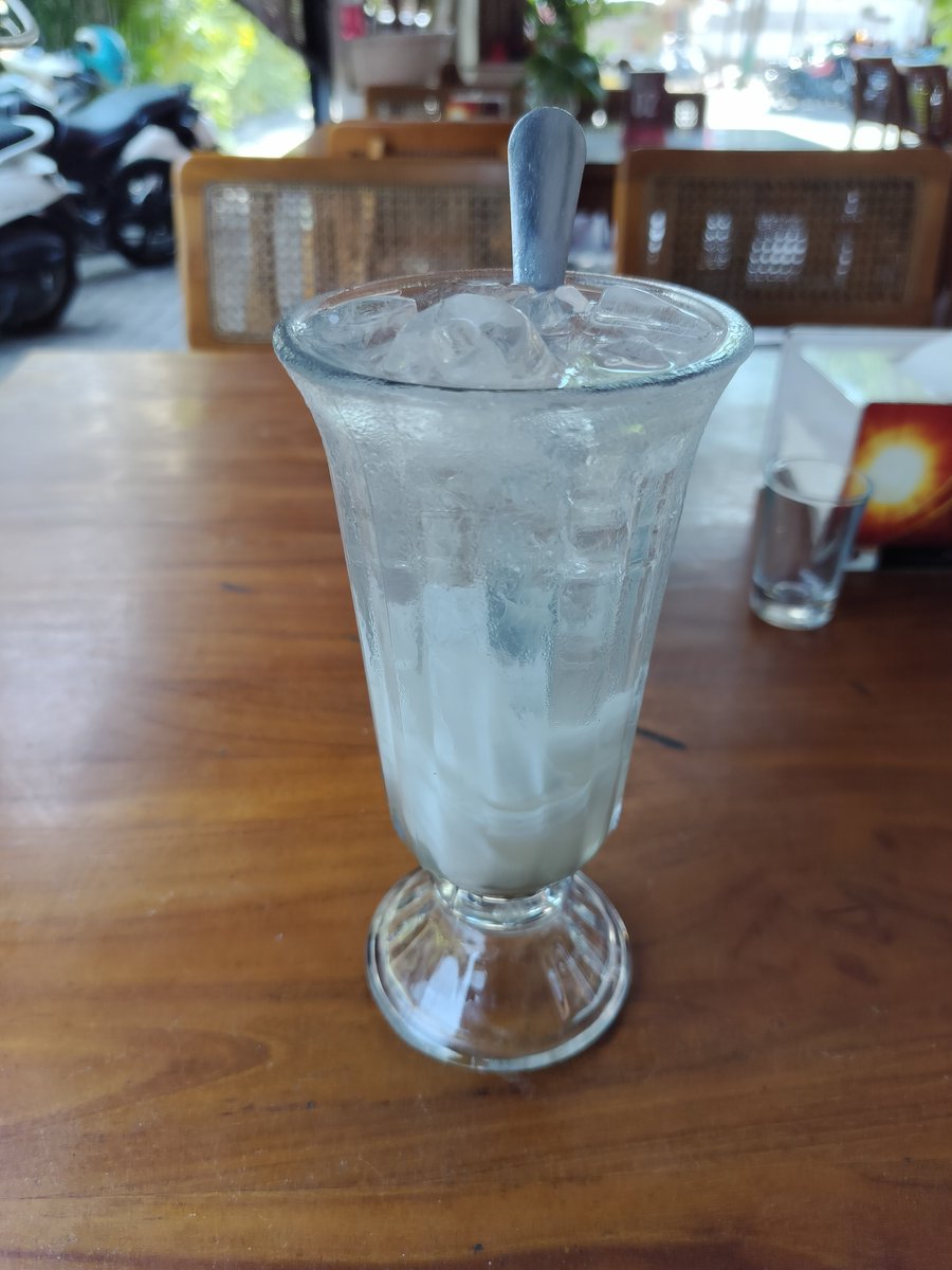 udinwidarso's tweet photo. Makan siang di Tuban https://t.co/vuRKLGSvon