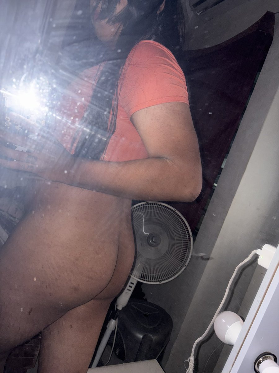 avtg207's tweet photo. Quien me ayuda ando caliente https://t.co/HLRNMHmfh1