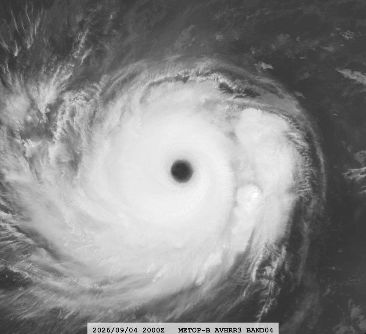 zeb199818's tweet photo. #12E Hurricane #LOWELL
Satellite: #METOPB #AVHRR3
Channel : B01 (0.63 µm) / B04 (10.8 µm) 1.1 km
Time : 2026/09/04 2000Z
Eye Temp : 22.066 °C
Data Source : #EUMETSAT Data Store L1B
CPA : ~380 km https://t.co/EUBhr6VRAJ