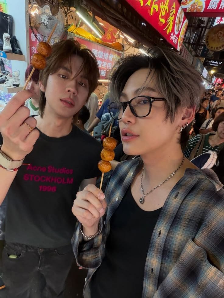 Aechi_ezen's tweet photo. Looking for #bl moots !!
hi i am kane
- she/her | 🇵🇭/eng
- tutoryim, theewave, bounprem, nickpung, auausave, perthsanta, ryupat, DMD &amp; gmmtv !!
- others: lngshot, seventeen 
- not new to #stantwt and #bltwt 
any fandoms r welcome, plz help ♡ &amp; ↻!

#blmoots #thaibltwt https://t.co/xWVM5VrbI6